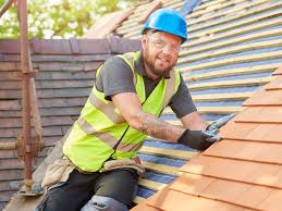 Best Emergency Roof Repair Services  in North Fond Du Lac, WI